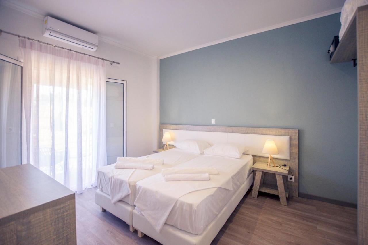Nuevo Vista Bed & Breakfast กาวอส ภายนอก รูปภาพ