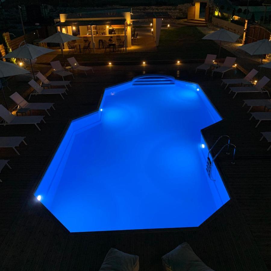 Nuevo Vista Bed & Breakfast กาวอส ภายนอก รูปภาพ