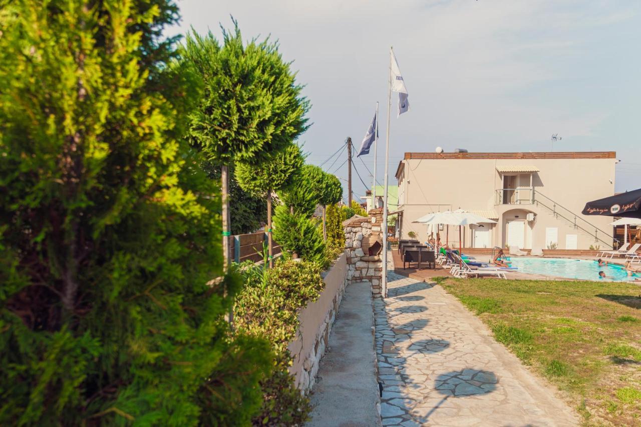 Nuevo Vista Bed & Breakfast กาวอส ภายนอก รูปภาพ